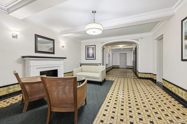 1 Bronxville Road 3S, Bronxville, NY 10708