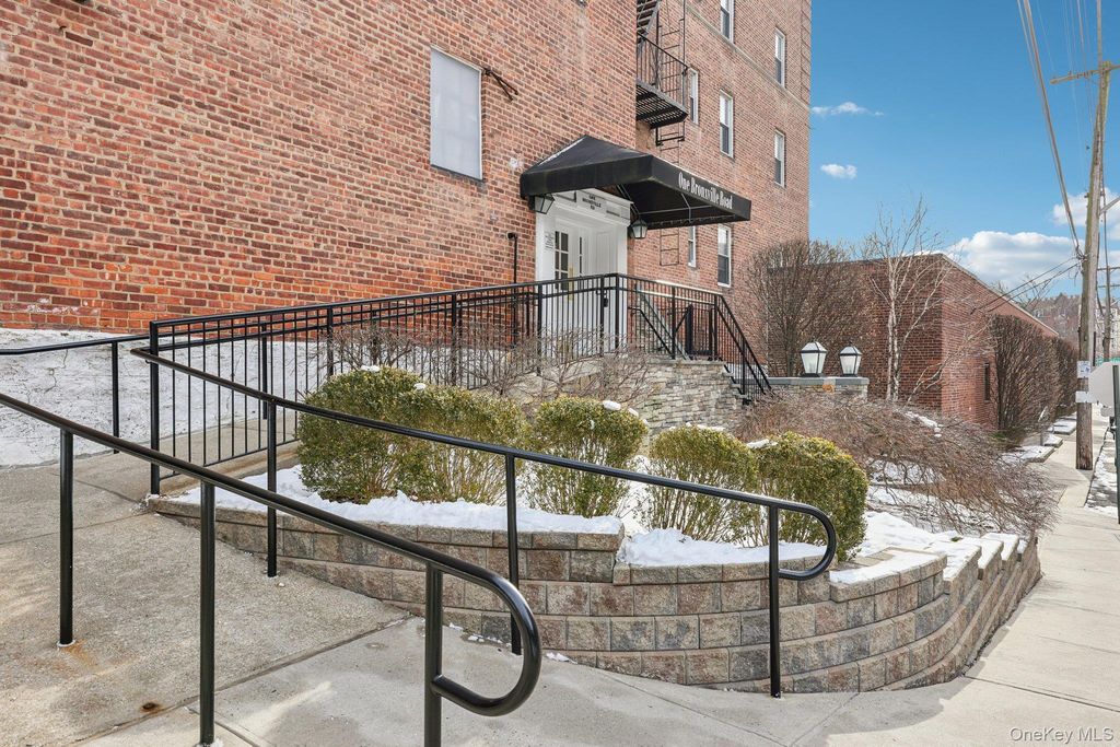 1 Bronxville Road 3S, Bronxville, NY 10708 — exterior