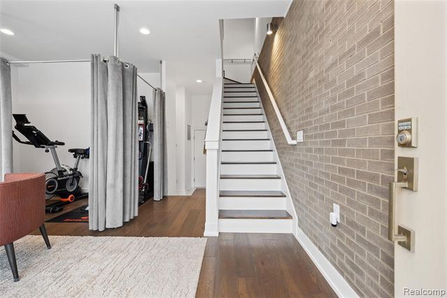 2814 John R Street, Detroit, MI 48201