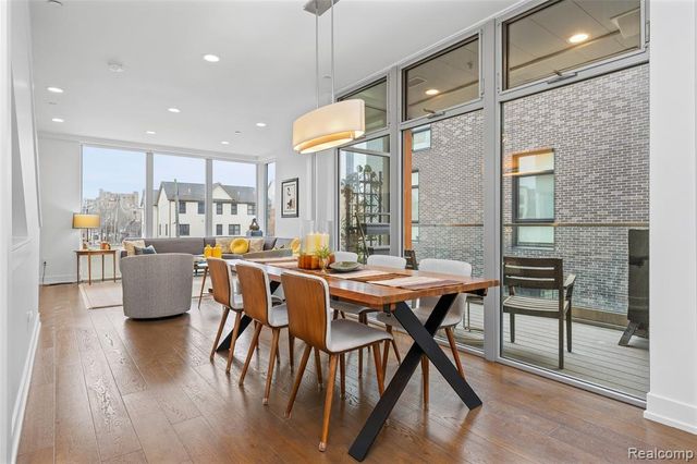 2814 John R Street, Detroit, MI 48201