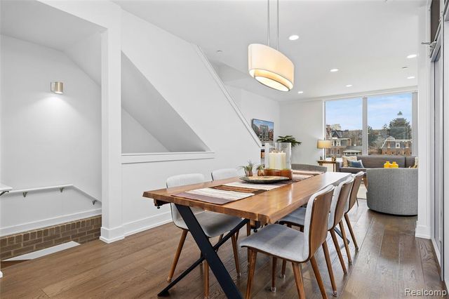 2814 John R Street, Detroit, MI 48201