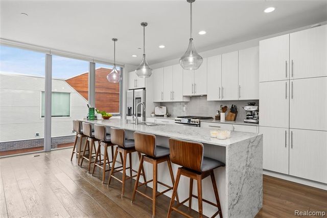 2814 John R Street, Detroit, MI 48201