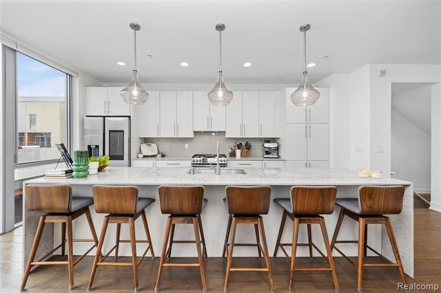 2814 John R Street, Detroit, MI 48201