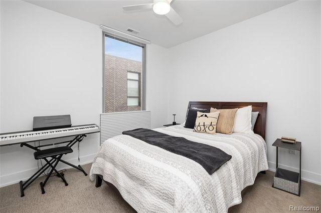 2814 John R Street, Detroit, MI 48201