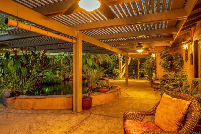 9675 Indian Creek Way, Escondido, CA 92026