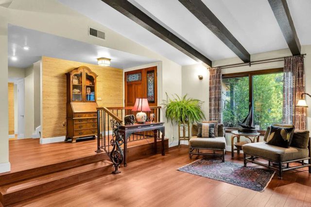 9675 Indian Creek Way, Escondido, CA 92026