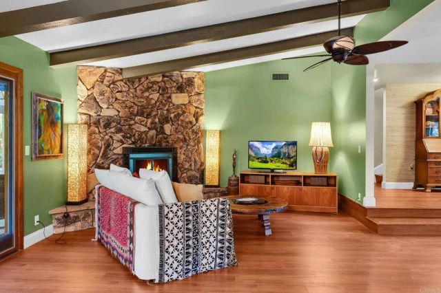 9675 Indian Creek Way, Escondido, CA 92026