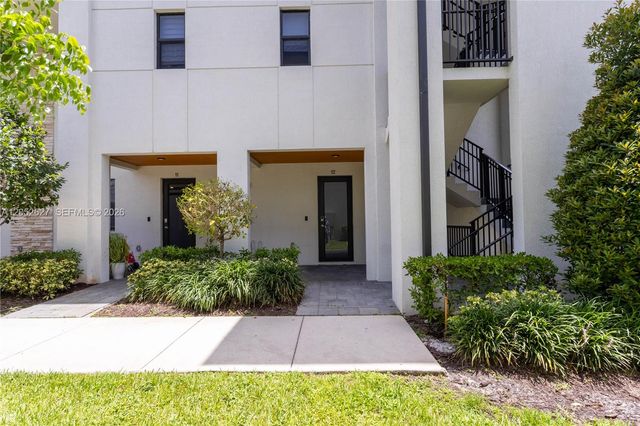 10407 NW 82nd St 12, Doral, FL 33178