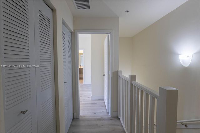 10407 NW 82nd St 12, Doral, FL 33178