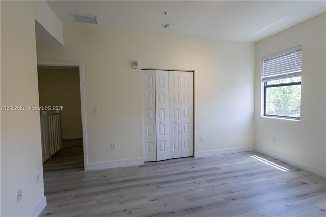 10407 NW 82nd St 12, Doral, FL 33178