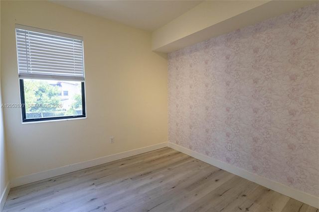 10407 NW 82nd St 12, Doral, FL 33178