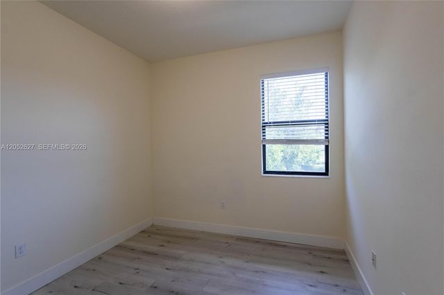 10407 NW 82nd St 12, Doral, FL 33178