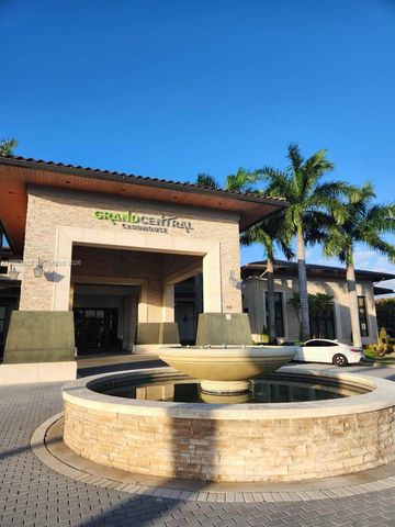10407 NW 82nd St 12, Doral, FL 33178