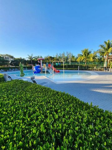 10407 NW 82nd St 12, Doral, FL 33178