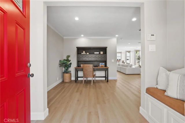 2114 Ostrom, Long Beach, CA 90815
