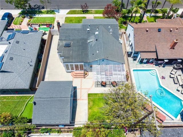 2114 Ostrom, Long Beach, CA 90815