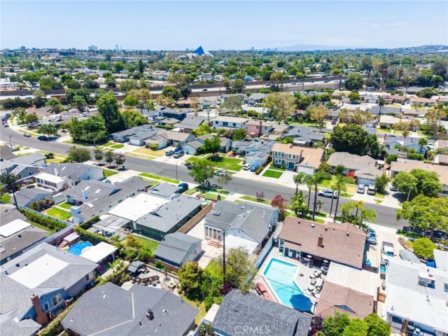 2114 Ostrom, Long Beach, CA 90815