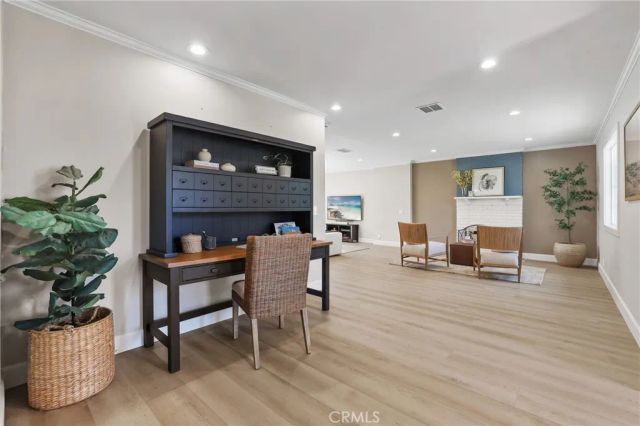 2114 Ostrom, Long Beach, CA 90815