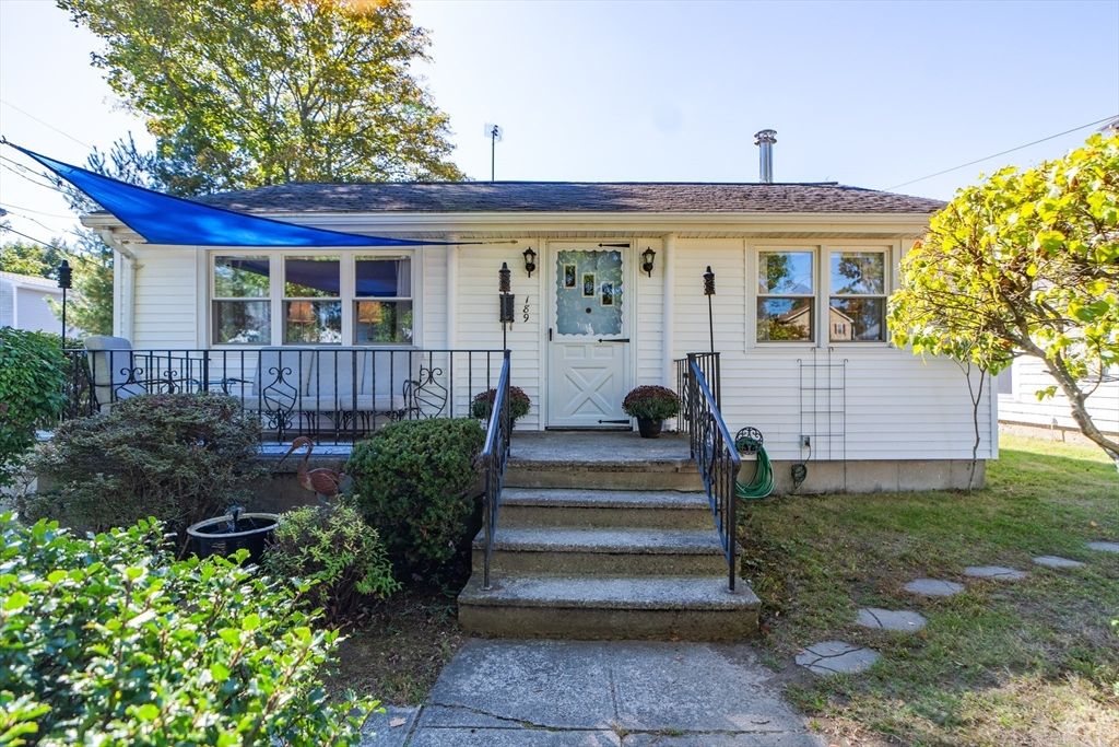 189 Lemuel, Fall River, MA 02723