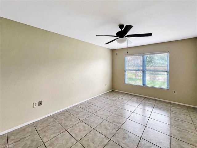 2466 Lakeshore CIR, Port Charlotte, FL 33952