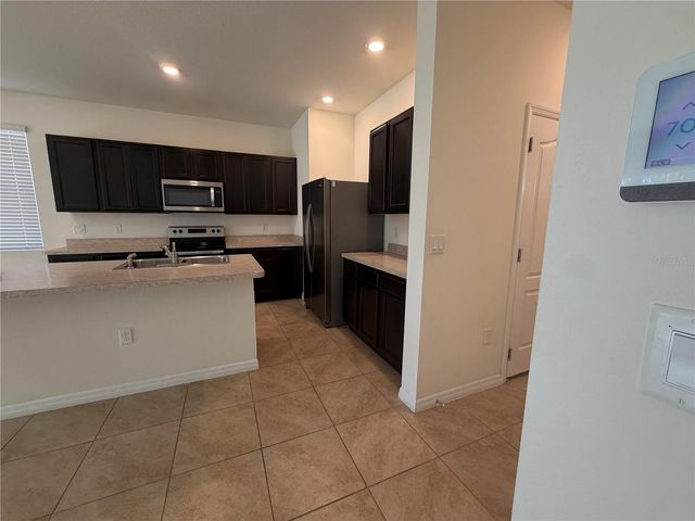 1296 YELLOW FINCH DRIVE, Davenport, FL 33837