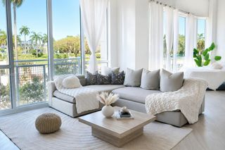 253 NE 2nd St 229, Miami, FL 33132