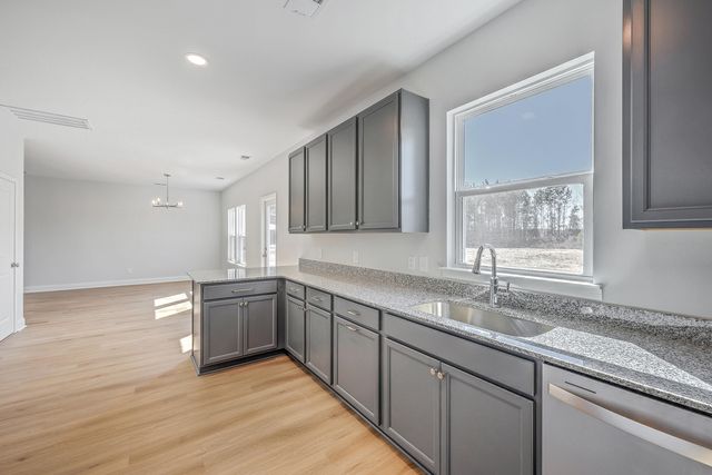 513 New Regenia Place, Holly Hill, SC 29059