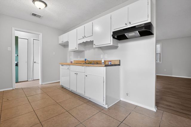 3823 BARBERRY ST, Memphis, TN 38128