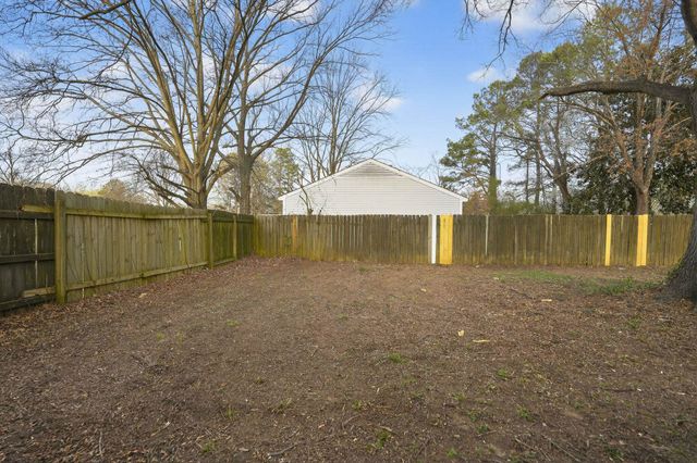 3823 BARBERRY ST, Memphis, TN 38128