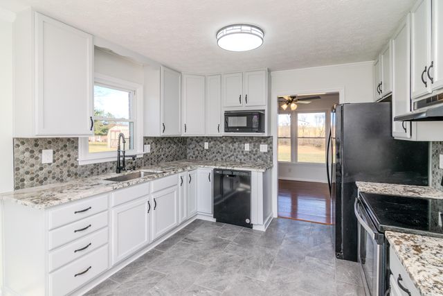 4705 Chenault Bridge Road, Danville, KY 40422