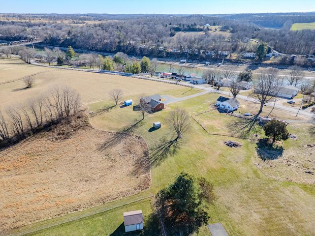 4705 Chenault Bridge Road, Danville, KY 40422