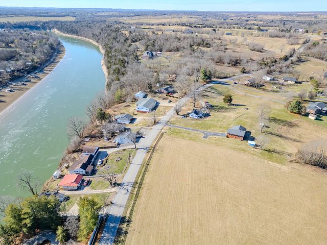 4705 Chenault Bridge Road, Danville, KY 40422