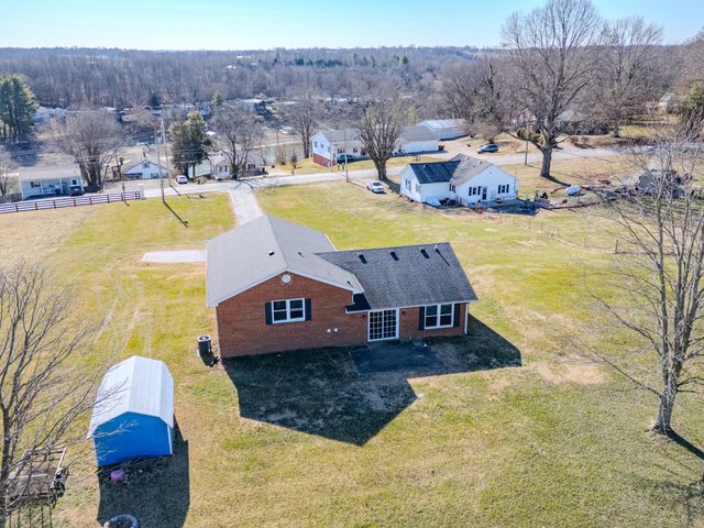 4705 Chenault Bridge Road, Danville, KY 40422