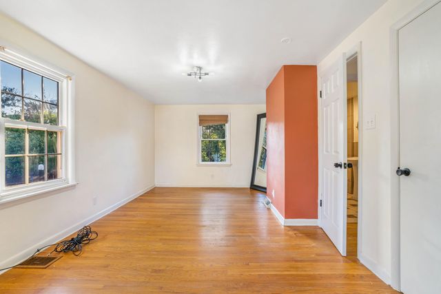 6734 Baring Avenue, Hammond, IN 46324