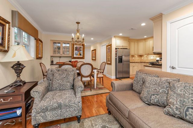 608 Carman Avenue A13, Westbury, NY 11590