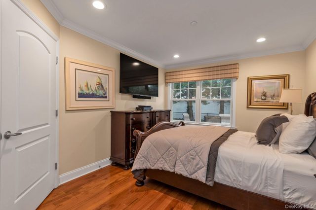 608 Carman Avenue A13, Westbury, NY 11590