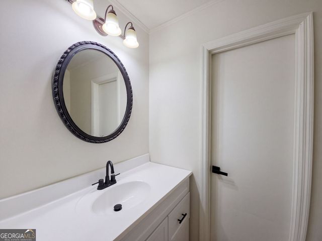 3118 Caliente Lane, Rex, GA 30273