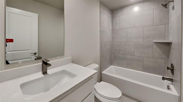 12701 Cortona Terrace, Yukon, OK 73099