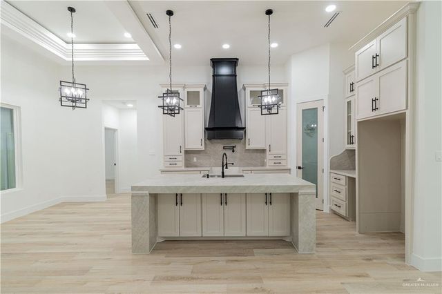 9804 N 25th Street, Mcallen, TX 78504