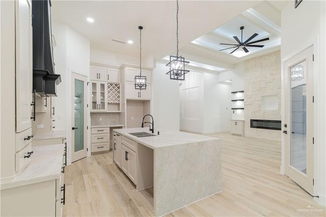 9804 N 25th Street, Mcallen, TX 78504