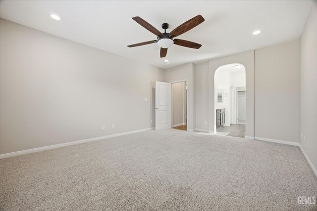 1909 Suncrisp Lane, Bakersfield, CA 93312