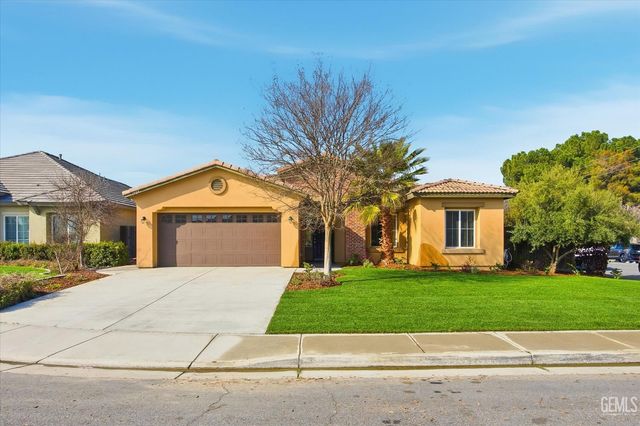 1909 Suncrisp Lane, Bakersfield, CA 93312