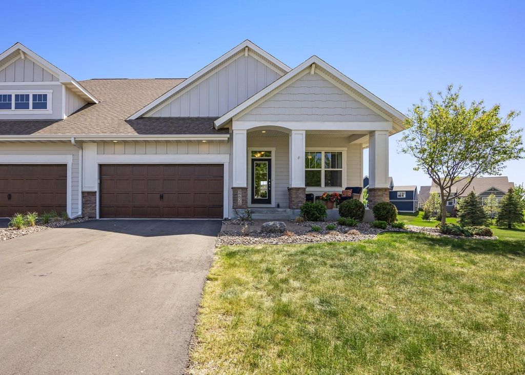 16626 Diamonte Court, Lakeville, MN 55044