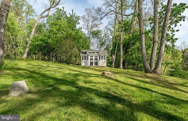 145 SUNSET HOLLOW RD, West Chester, PA 19380