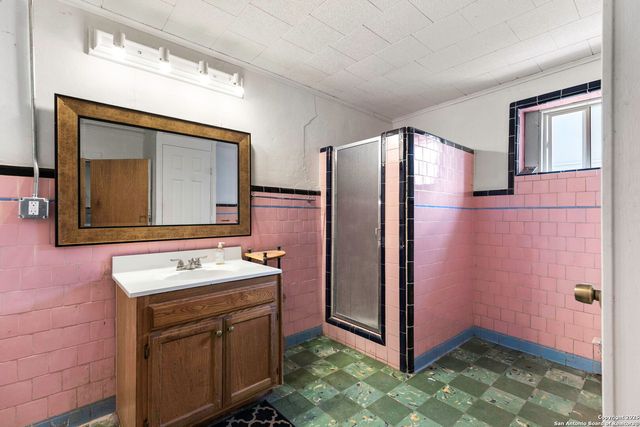 922-926 S Laredo St, San Antonio, TX 78204