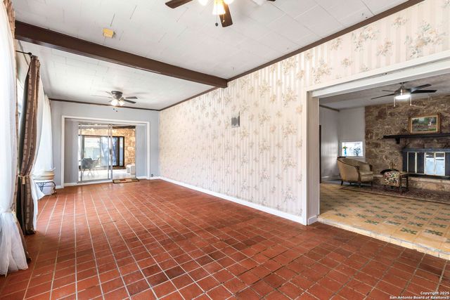 922-926 S Laredo St, San Antonio, TX 78204