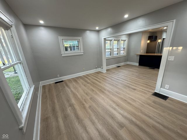 4561 Winthrop Avenue, Indianapolis, IN 46205