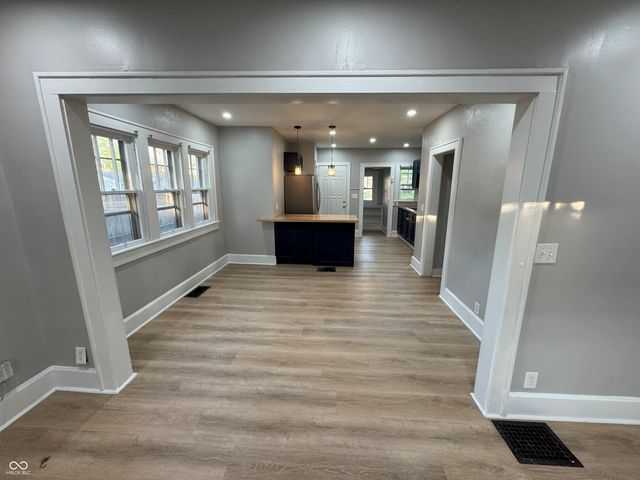 4561 Winthrop Avenue, Indianapolis, IN 46205