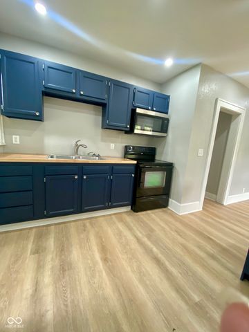 4561 Winthrop Avenue, Indianapolis, IN 46205