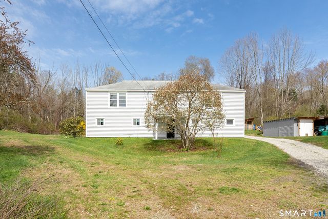 4 Cross Road, Chaplin, CT 06235